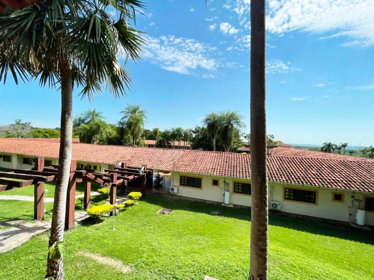 El Pantanal Hotel & Resort Puerto Quijarro  Kültér fotó